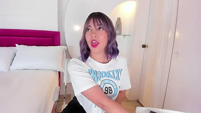 AliceHanz online show from January 28, 2025, 4:18 am