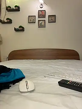 MAGIC MATES online show from February 25, 2026, 5:11 pm