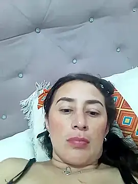 anita15love online show from November 1, 2025, 1:51 am