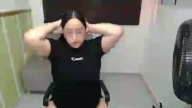 Snapshot of Sofiia_davis23 chatting on November 25, 2025, 1:11 pm Sofiia davis23 online show from November 25, 2025, 1:11 pm