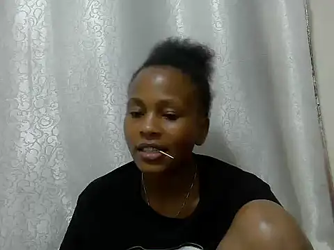 Snapshot of tinabestdoll chatting on October 10, 2025, 11:15 pm tinabestdoll online show from October 10, 2025, 11:15 pm