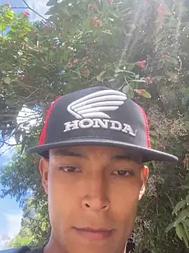 Snapshot of Demiansteven2 chatting on February 3, 2026, 7:52 pm Demiansteven2 online show from February 3, 2026, 7:52 pm