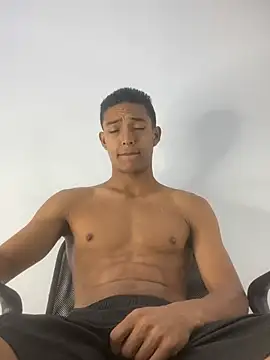 Snapshot of Demiansteven2 chatting on February 4, 2026, 3:29 pm Demiansteven2 online show from February 4, 2026, 3:29 pm