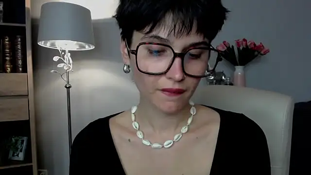 Snapshot of sarah_perfect chatting on March 15, 2026, 2:45 pm sarah perfect online show from March 15, 2026, 2:45 pm