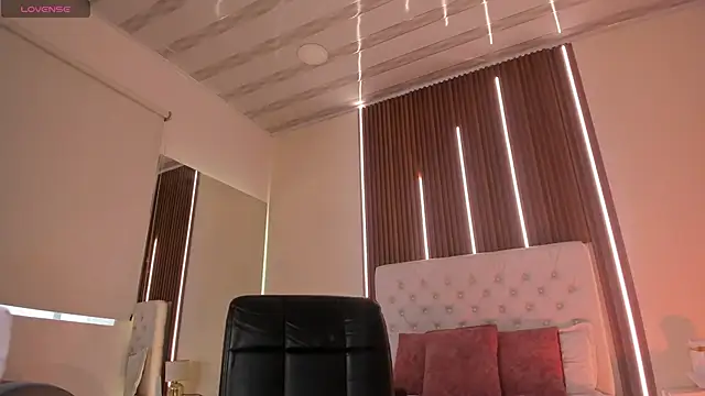 sweetty paulina online show from June 6, 2026, 1:38 pm