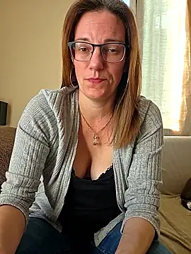 SpiceLea online show from March 12, 2026, 2:34 pm