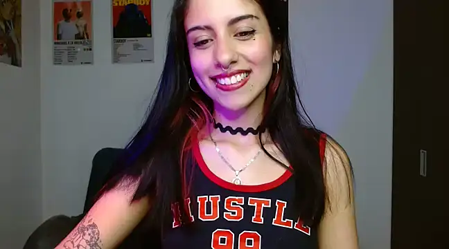 Ary Pieerce online show from December 12, 2024, 9:15 pm