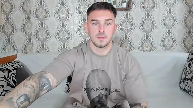 Jonmusclemaster online show from December 6, 2024, 11:11 am