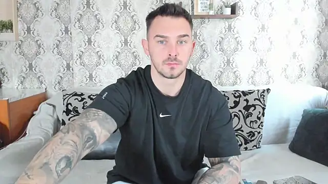 Jonmusclemaster online show from January 14, 2025, 8:31 am