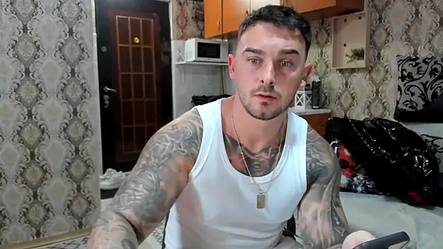 Jonmusclemaster online show from October 15, 2025, 7:36 pm