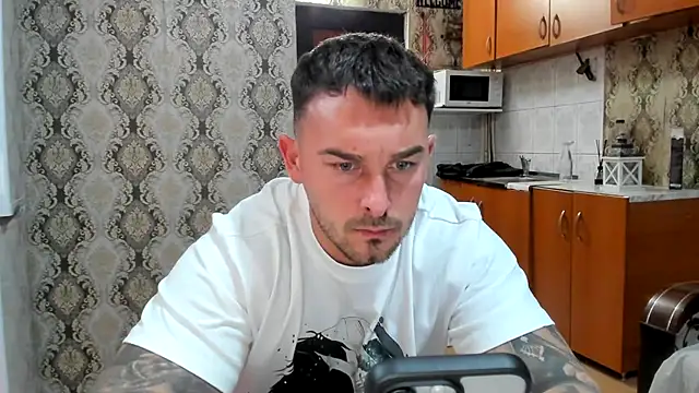 Jonmusclemaster online show from October 27, 2025, 8:57 pm