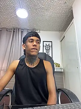 Snapshot of Alan_Cute18 chatting on February 19, 2026, 12:56 pm Alan Cute18 online show from February 19, 2026, 12:56 pm