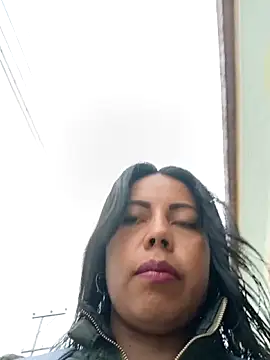  andrea30 online show from December 3, 2025, 11:19 am