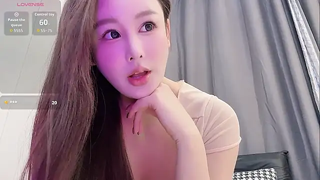 kittyrecalls online show from December 3, 2025, 6:54 am