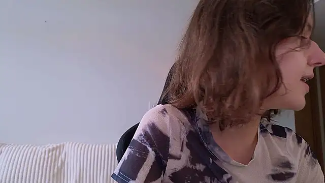 Snapshot of VanessaBayer2 chatting on December 3, 2024, 4:25 am VanessaBayer2 online show from December 3, 2024, 4:25 am