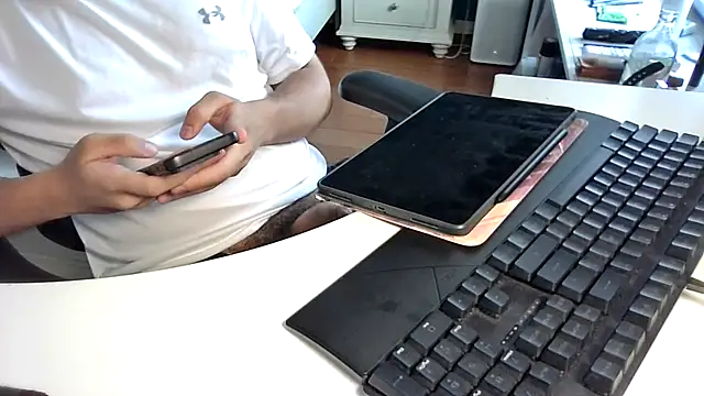 big-pig online show from September 14, 2025, 7:18 am