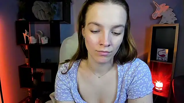 kenzie x online show from March 13, 2025, 11:51 am