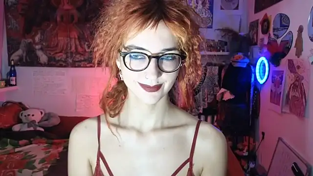 Snapshot of TatianaRomanov chatting on May 21, 2026, 7:32 pm TatianaRomanov online show from May 21, 2026, 7:32 pm
