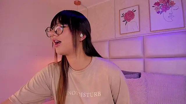 Aily Yozuko online show from February 6, 2026, 2:38 am