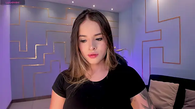 DonnaStonne online show from February 20, 2025, 7:19 pm