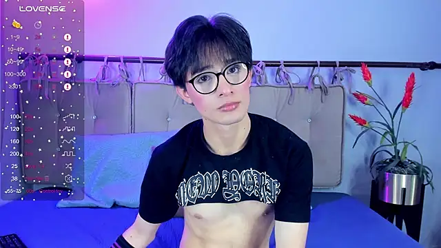 Snapshot of cherryy_boy chatting on June 9, 2026, 11:05 pm cherryy boy online show from June 9, 2026, 11:05 pm