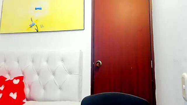 ScarletKings online show from February 24, 2025, 2:04 pm