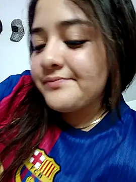 Liancy online show from December 17, 2024, 11:38 pm