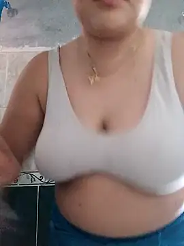 Liancy online show from January 1, 2025, 3:57 pm