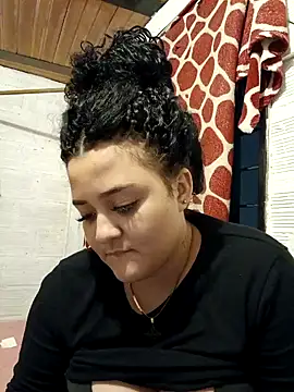 Liancy online show from January 5, 2025, 1:56 am