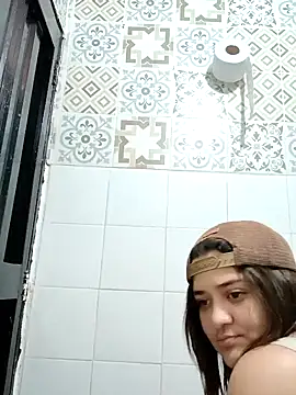 Liancy online show from January 15, 2025, 9:41 pm