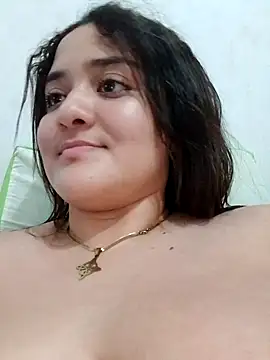 Liancy online show from January 31, 2025, 11:45 pm