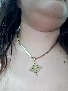 Liancy online show from March 1, 2025, 3:43 am