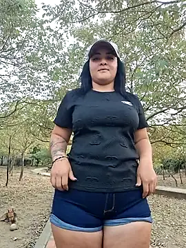 Liancy online show from March 12, 2025, 9:24 pm