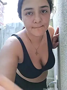 Liancy online show from September 26, 2025, 10:47 pm