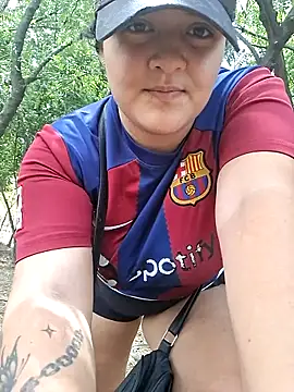 Liancy online show from September 28, 2025, 6:02 pm