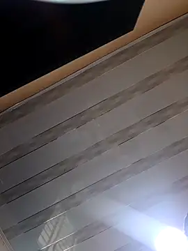 Liancy online show from February 11, 2026, 9:31 pm