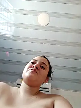 Liancy online show from March 1, 2026, 7:49 pm