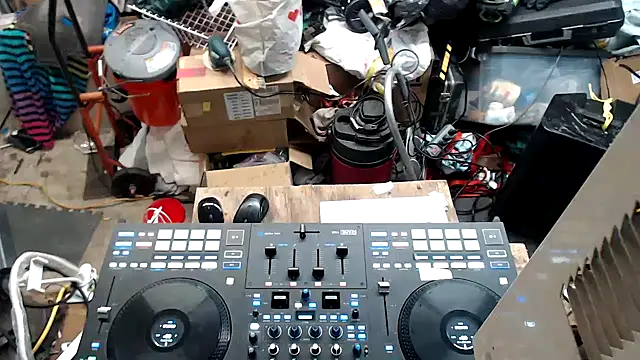 Snapshot of tongueispowerr6d9 chatting on December 10, 2024, 10:38 am tongueispowerr6d9 online show from December 10, 2024, 10:38 am