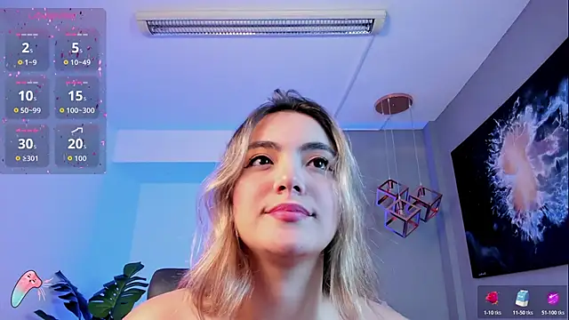 IsabellaaJoness online show from March 20, 2026, 12:32 pm