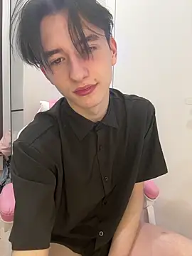 AmondCor online show from December 5, 2024, 2:44 pm