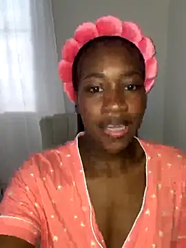 CoralHarrinson online show from December 14, 2025, 3:39 pm