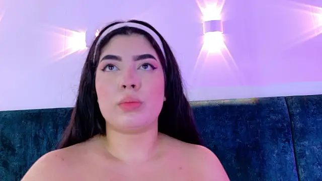 AgathaLynx online show from February 5, 2026, 10:42 am