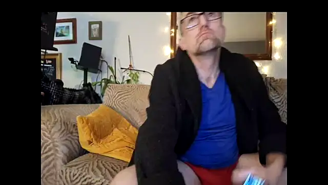 Snapshot of bibananaman chatting on February 22, 2025, 4:18 am bibananaman online show from February 22, 2025, 4:18 am