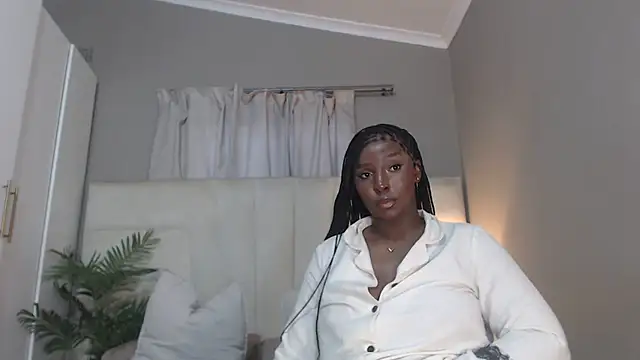 naughtyblackdolie online show from June 25, 2026, 2:54 pm