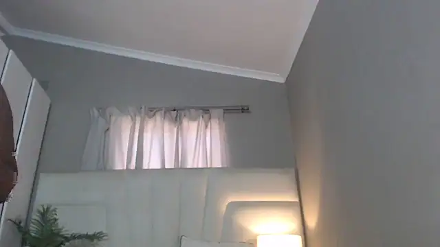 naughtyblackdolie online show from July 30, 2026, 7:51 am