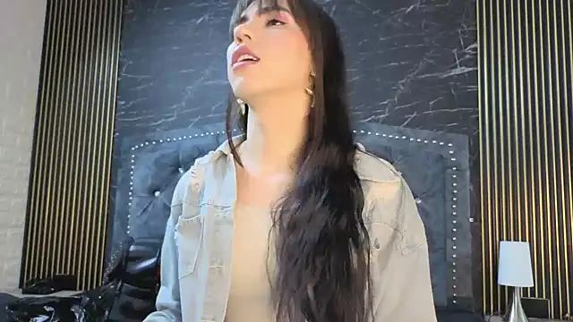 diosagolden online show from November 25, 2025, 8:31 pm