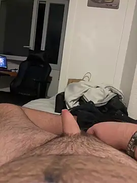 aquarium2345 online show from November 8, 2025, 5:34 pm