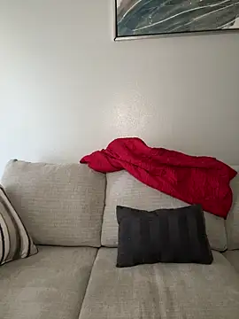 juicyyy323 online show from December 4, 2025, 9:12 pm