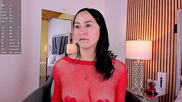 hazel ross tcw online show from January 31, 2025, 1:12 pm