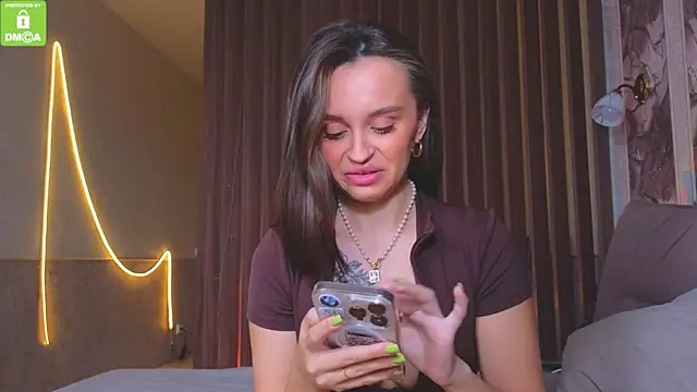 Snapshot of Katy_perry_ chatting on October 26, 2025, 4:51 am Katy perry online show from October 26, 2025, 4:51 am